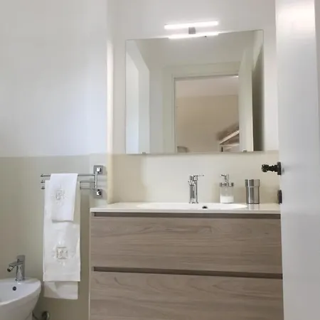 Basiliscus Sternatia